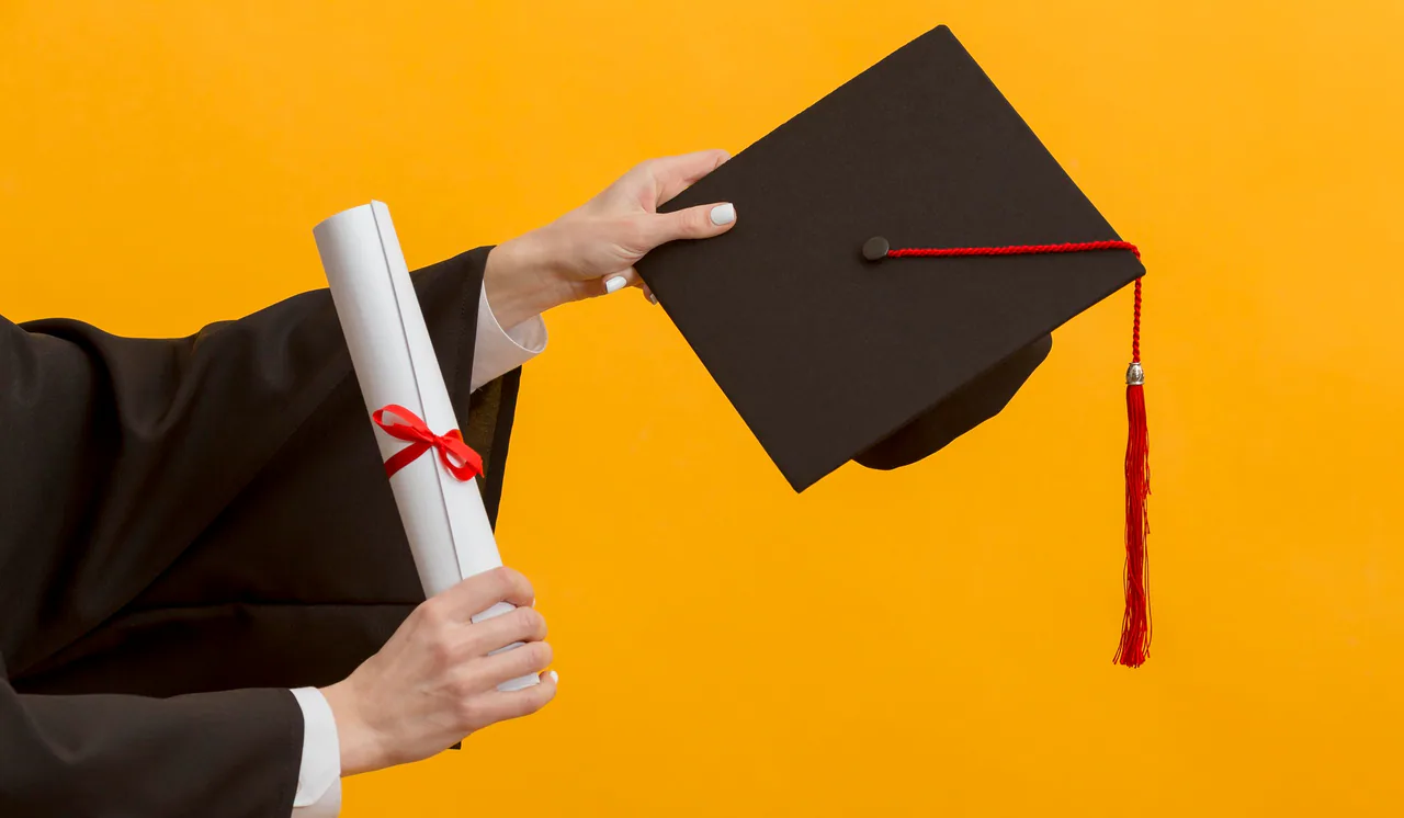 Diploma vertalen — beëdigde diplomavertaling voor internationale erkenning