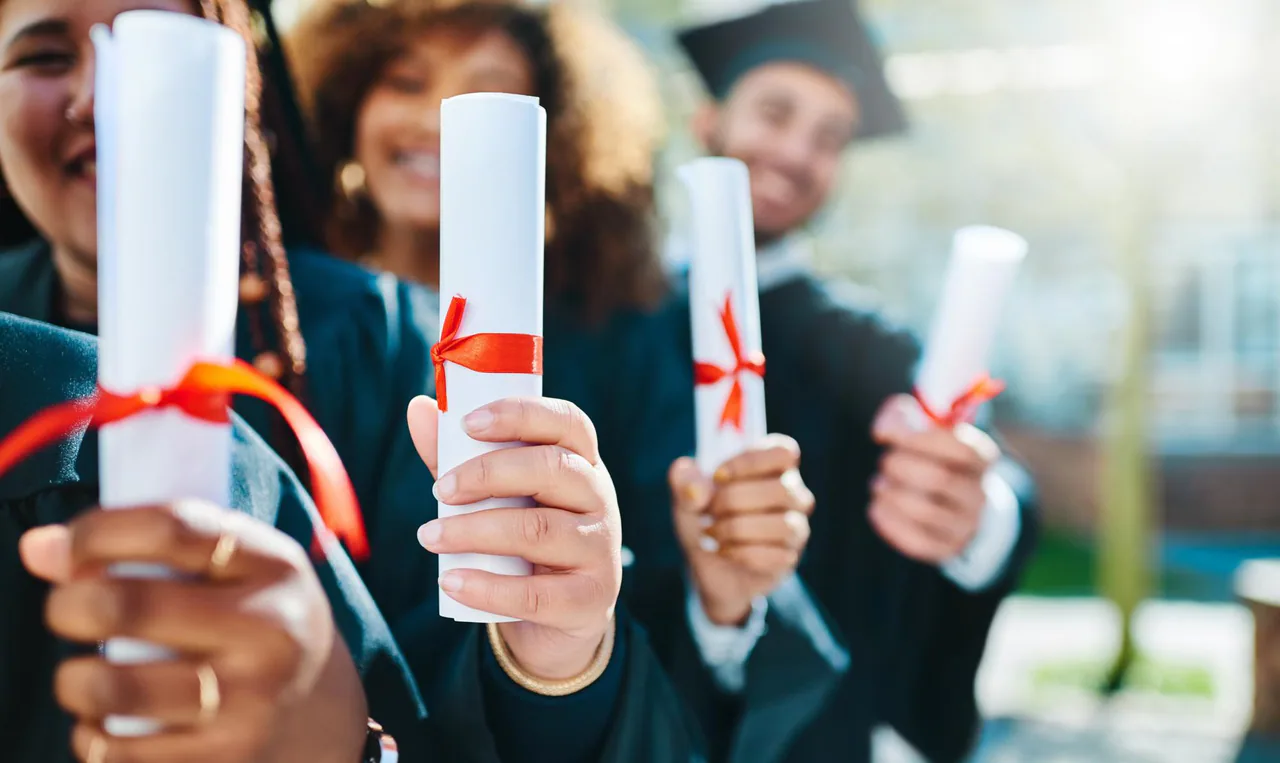 Buitenlands certificaat voor erkenning in Nederland — beëdigde vertaling door Ecrivus International