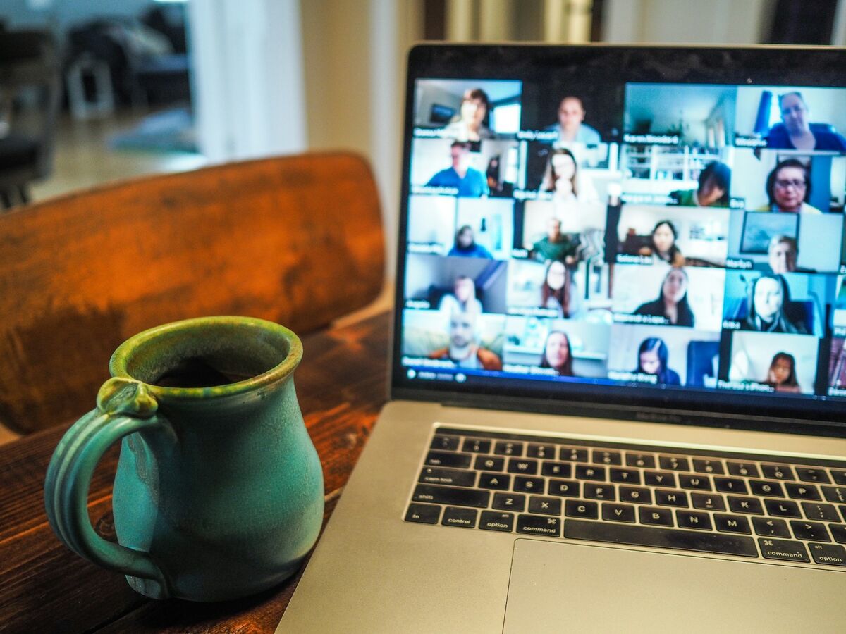 Videotolken vanuit huis